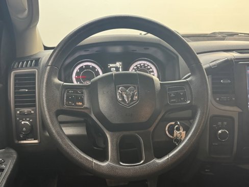 Used 2019 RAM 1500 Express w/ Wheel & Sound Group image 7