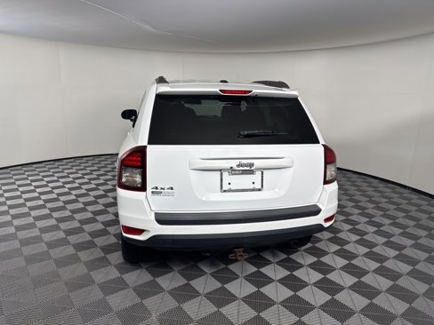 Used 2016 Jeep Compass Sport w/ Power Value Group image 4