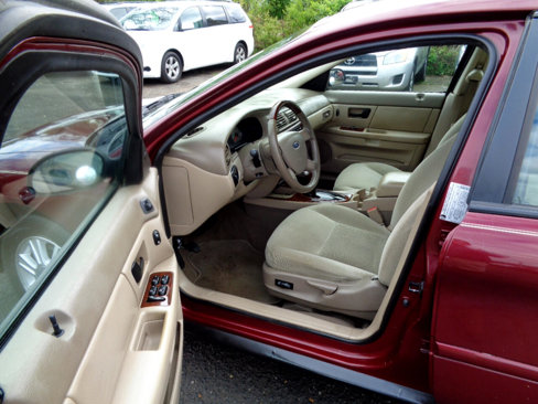 Used 2005 Ford Taurus SEL image 13