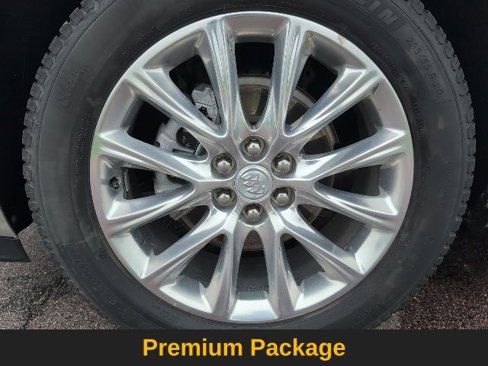 Used 2021 Buick Enclave Premium w/ Surround and Sites Package image 12
