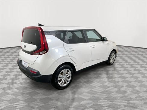 Used 2020 Kia Soul LX image 8