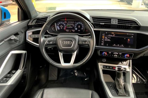 Used 2023 Audi Q3 2.0T Premium image 5
