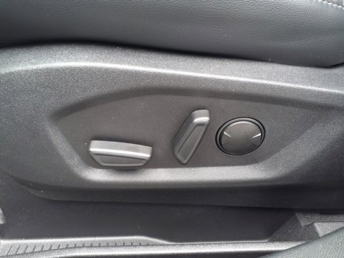 Used 2022 Ford Edge SEL w/ Convenience Package image 10