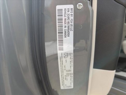 Used 2021 Chrysler Pacifica Touring-L image 22