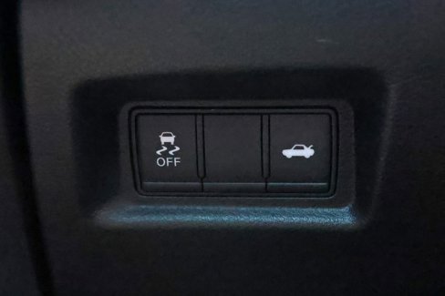Used 2017 INFINITI Q50 3.0t Premium w/ 3.0T Premium Plus Package image 25