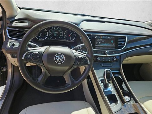 Used 2017 Buick LaCrosse Preferred image 16
