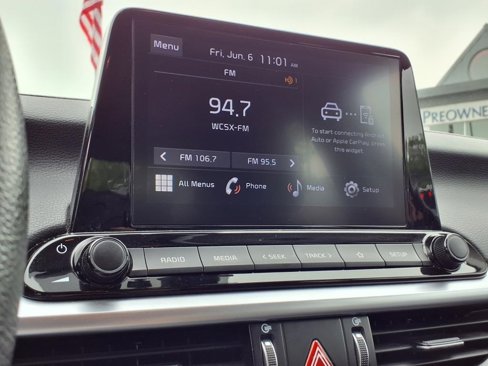 Used 2022 Kia Forte LXS w/ LXS Technology Package image 9