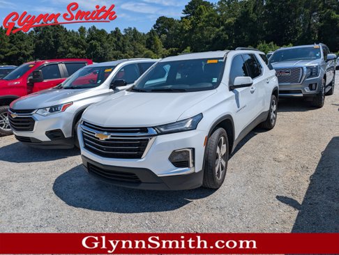 Used 2022 Chevrolet Traverse LT w/ LT Premium Package image 1
