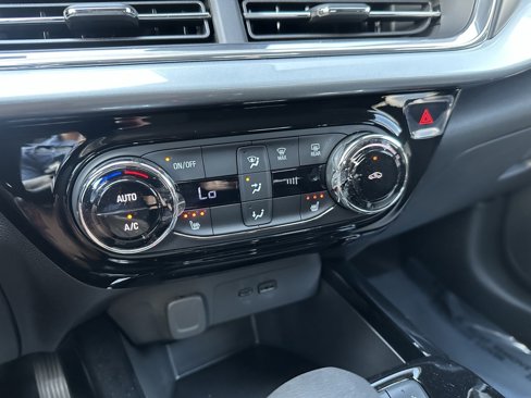 New 2025 Chevrolet Trax LT w/ Driver Confidence Package image 24