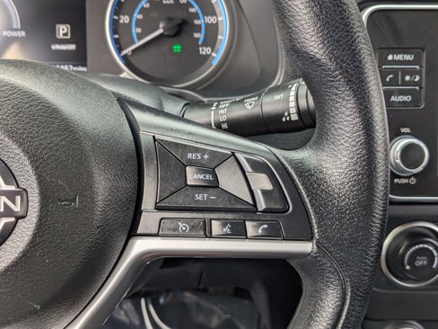Certified 2024 Nissan Leaf S image 18