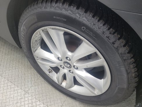 Used 2014 Hyundai Santa Fe Sport 2.0T w/ Technology Package 05 image 31