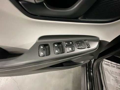 Used 2022 Hyundai Kona SEL image 21