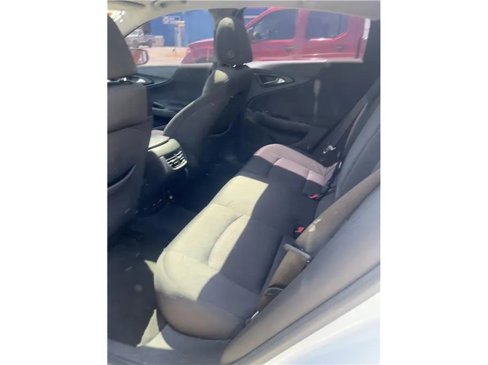 Used 2018 Chevrolet Malibu LT image 10