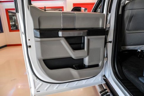Used 2020 Ford F250 XLT w/ XLT Premium Package image 40