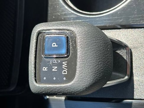Used 2021 Nissan Rogue SV image 18