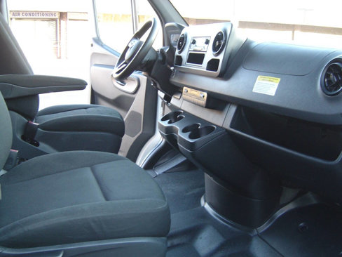 Used 2020 Mercedes-Benz Sprinter 2500 w/ Driver Convenience Package image 8