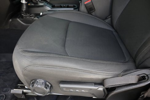 Used 2022 Jeep Wrangler Sport image 23