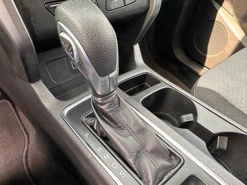 Used 2019 Ford Escape SE image 26