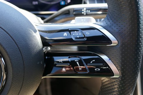 Used 2023 Mercedes-Benz C 300 Sedan image 39
