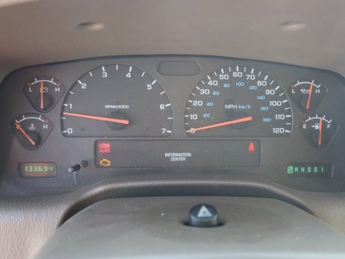 Used 2002 Dodge Durango SLT image 2
