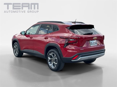 New 2026 Chevrolet Trax LT w/ Driver Confidence Package image 5
