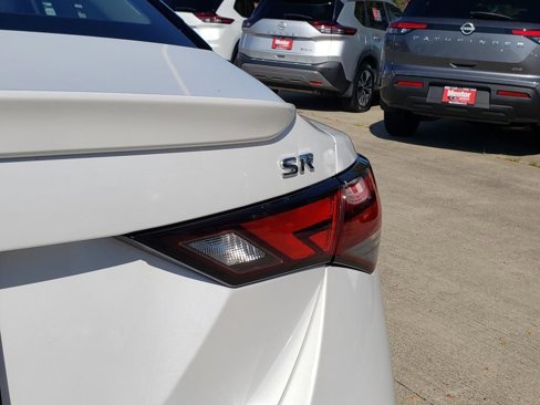 Certified 2021 Nissan Sentra SR w/ Trunk Package image 14