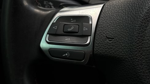 Used 2010 Volkswagen GTI 2.0T 2-Door image 27