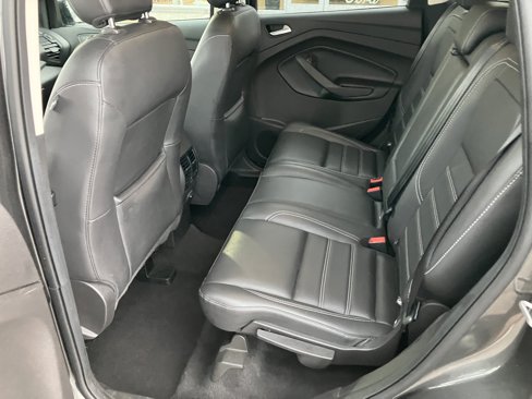 Used 2019 Ford Escape SEL image 14