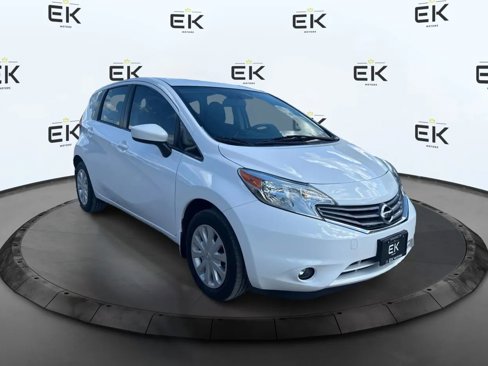 Used 2016 Nissan Versa Note SV image 1