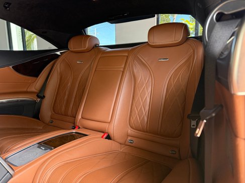 Used 2015 Mercedes-Benz S 63 AMG 4MATIC Coupe image 26