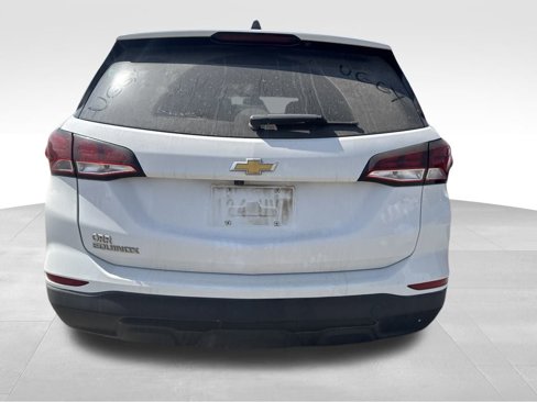 Used 2023 Chevrolet Equinox LS w/ LS Convenience Package image 5