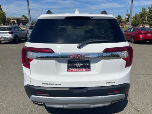 Used 2023 GMC Acadia SLT image 6