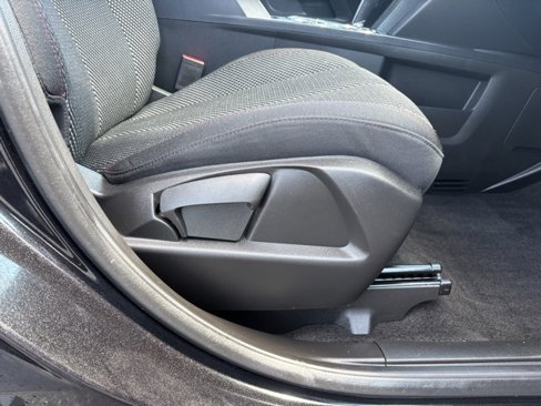 Used 2015 Chevrolet Equinox LT w/ Driver Convenience Package image 22