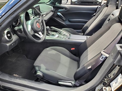 Used 2020 FIAT 124 Spider Classica w/ Technology Group image 12