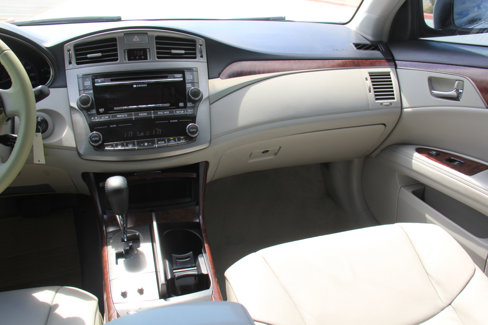 Used 2011 Toyota Avalon image 10
