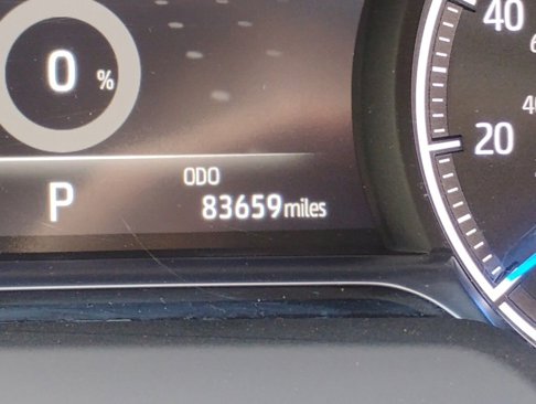 Used 2023 Toyota Venza XLE image 15