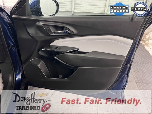 Used 2024 Chevrolet Trax LT w/ Sunroof Package image 39