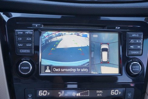 Used 2017 Nissan Rogue SL w/ SL Premium Package image 36