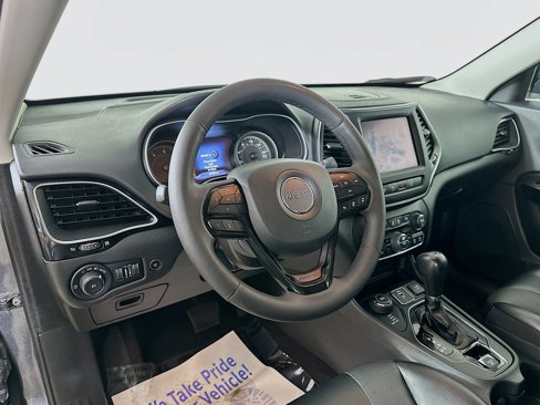 Used 2023 Jeep Cherokee Altitude Lux image 9