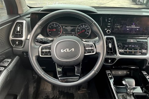 Used 2022 Kia Sorento SX image 8