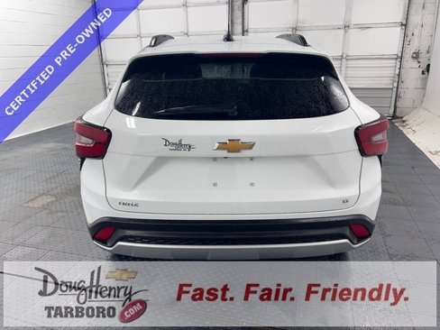 Certified 2024 Chevrolet Trax LT w/ Driver Confidence Package image 8