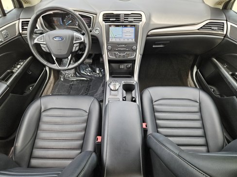 Used 2019 Ford Fusion SEL image 13