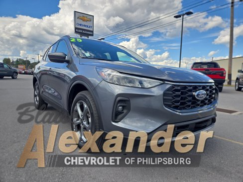 Used 2025 Ford Escape ST-Line Select image 1