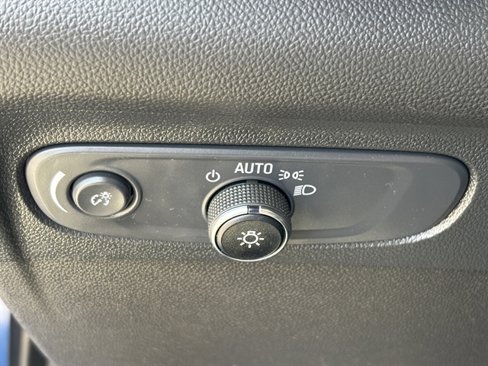 Used 2023 Buick Envision Preferred image 30