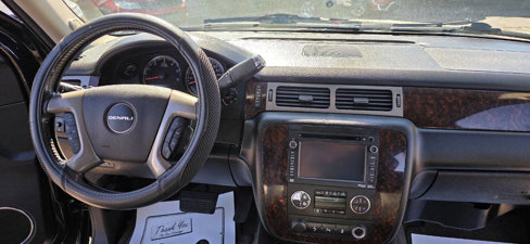 Used 2013 GMC Yukon XL Denali image 15