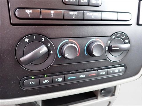 Used 2005 Ford Freestar SES image 19