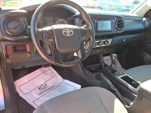 Used 2016 Toyota Tacoma SR image 14