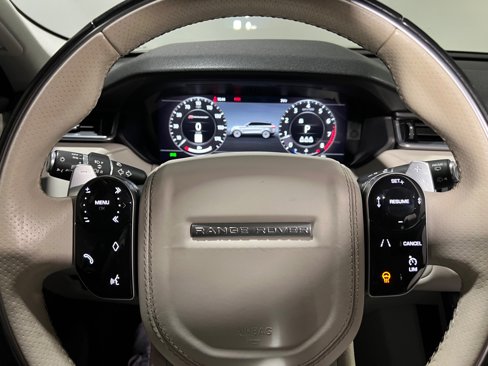 Used 2018 Land Rover Range Rover Velar R-Dynamic HSE image 30