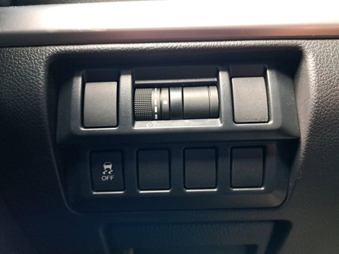 Used 2015 Subaru Outback 2.5i Premium image 25
