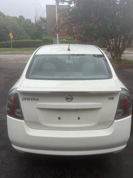 Used 2011 Nissan Sentra 2.0 SR w/ Convenience Pkg image 11